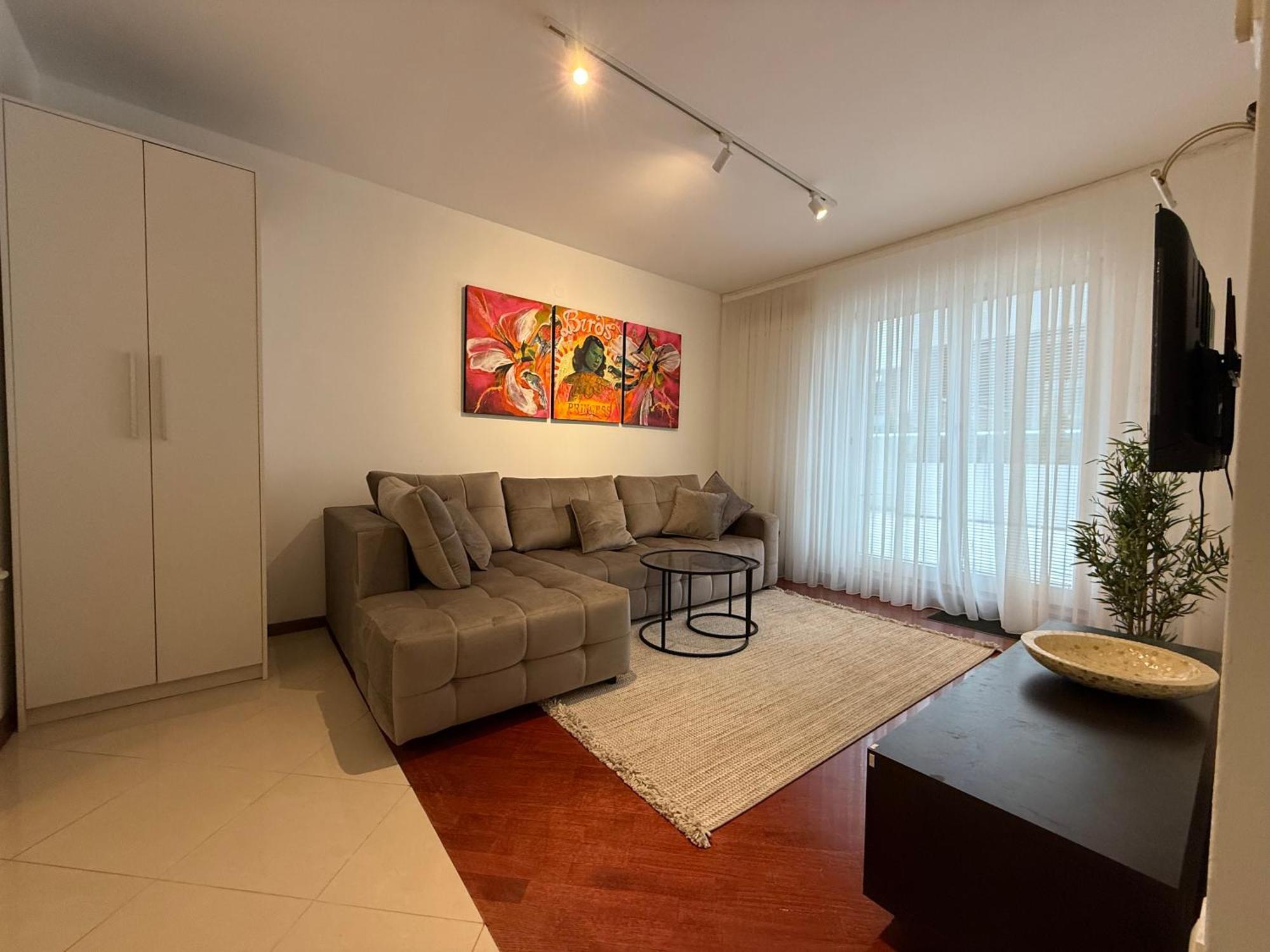 Monero Boutique V Apartment *